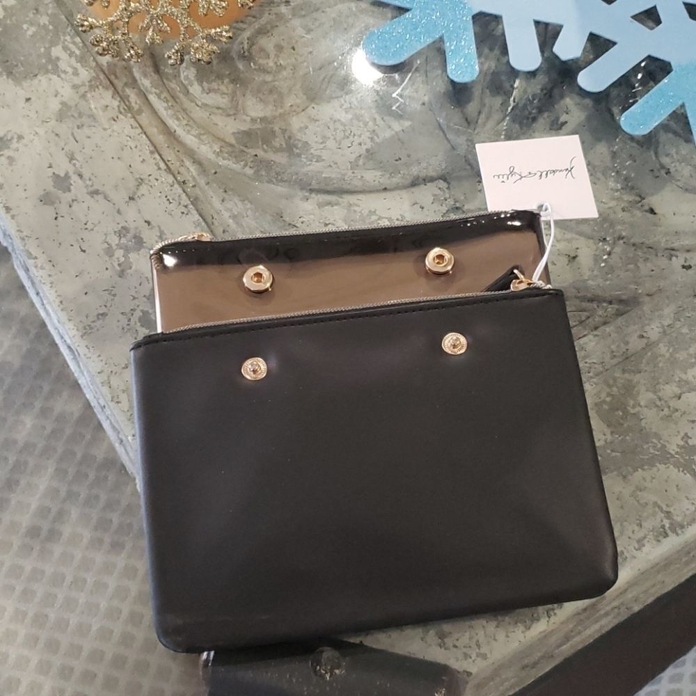 KENDAL + KYLE MAKE UP  DOUBLE POUCH